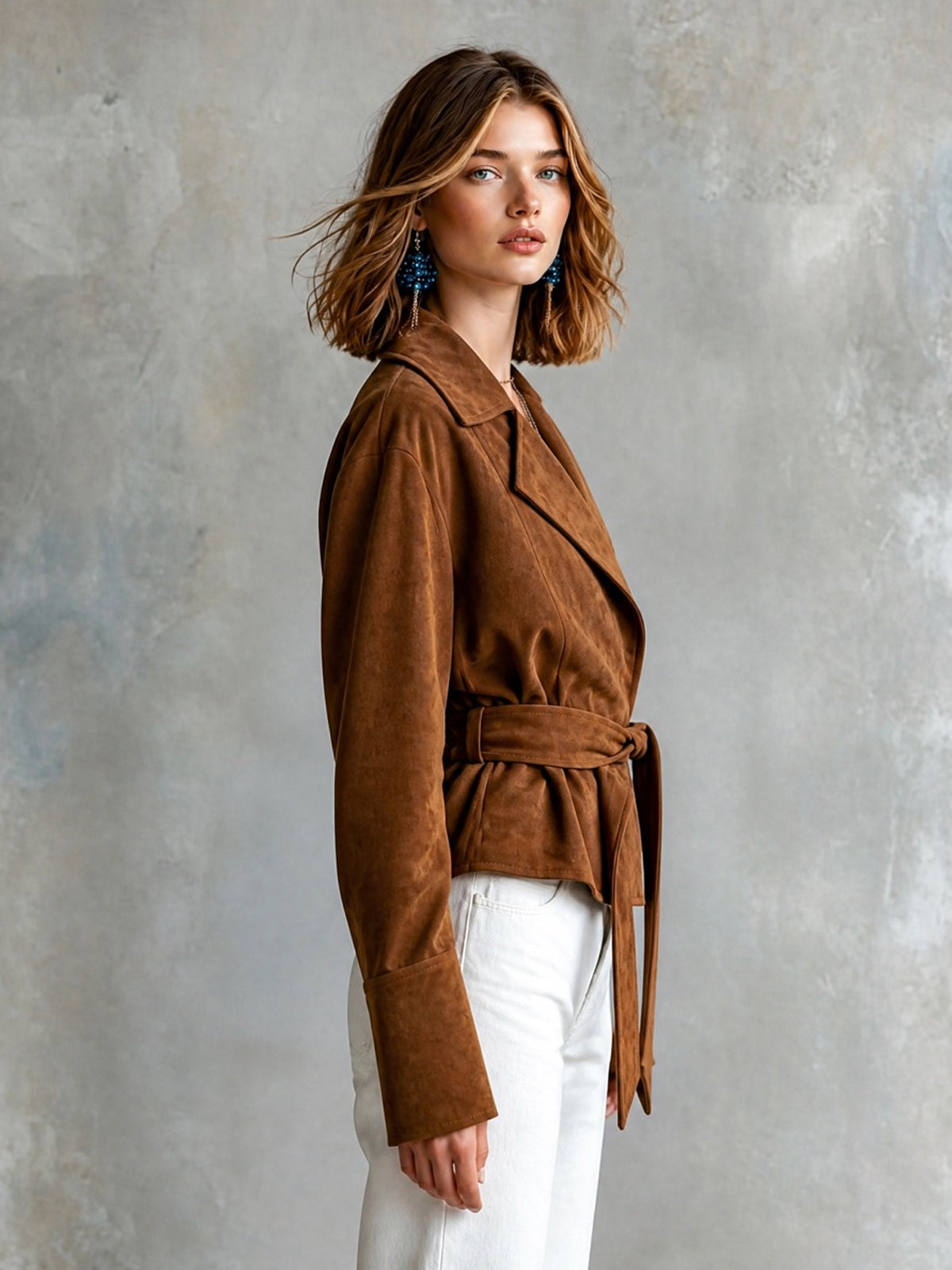 Chic Elegant – Campera marrón de ecogamuza con solapas y cinturón