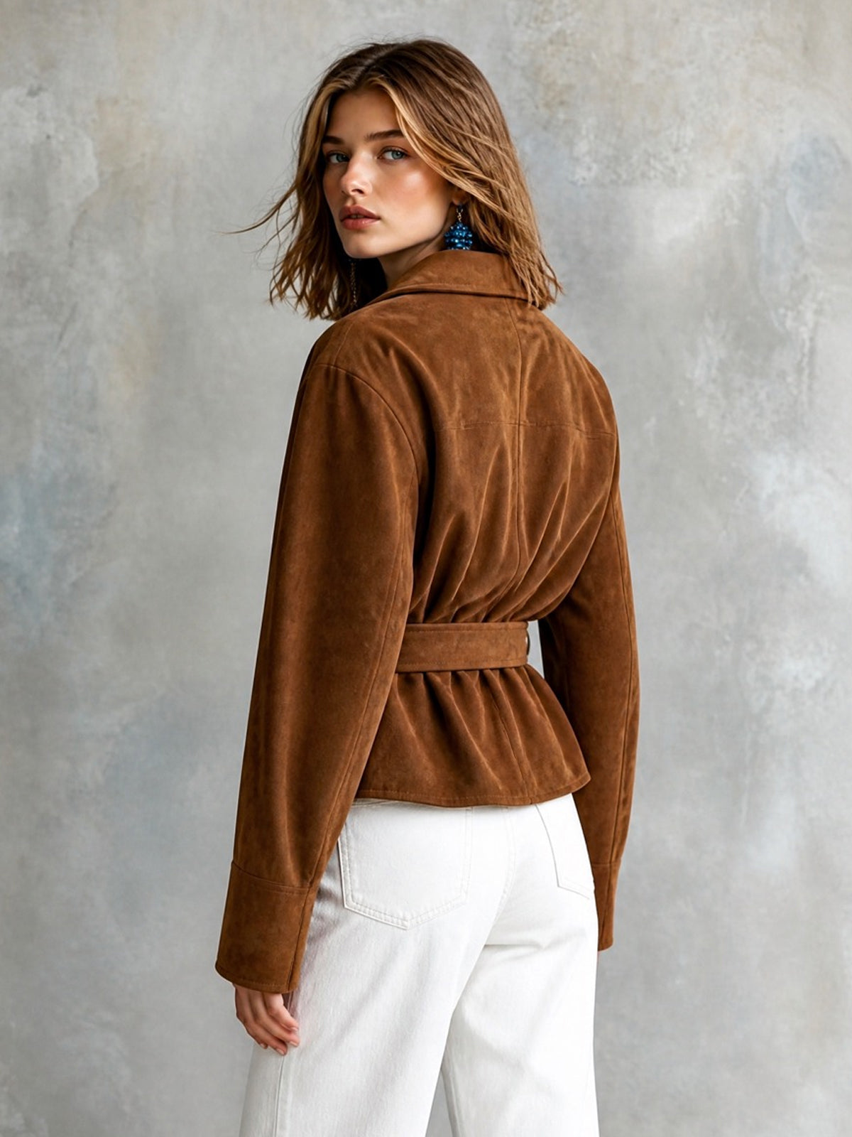 Chic Elegant – Campera marrón de ecogamuza con solapas y cinturón
