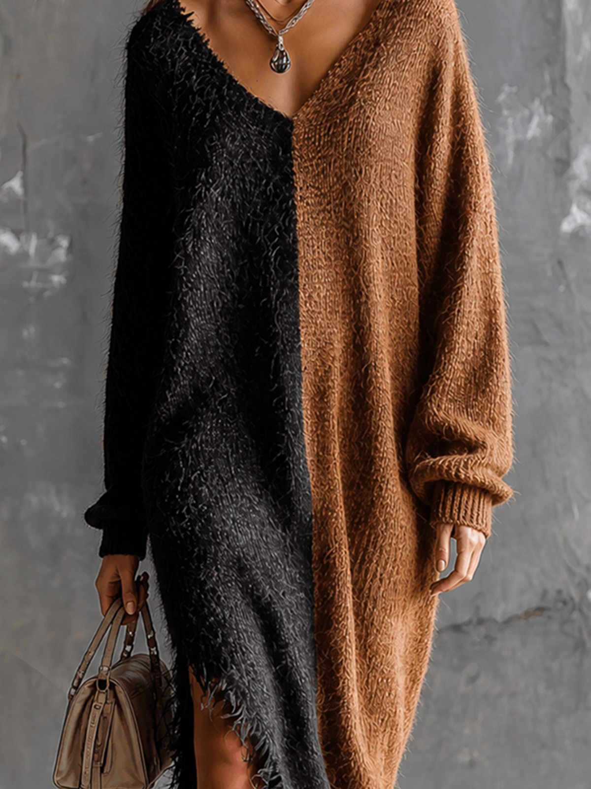 ElevenOra | Vestido maxi tejido negro y marrón con flecos y tajo