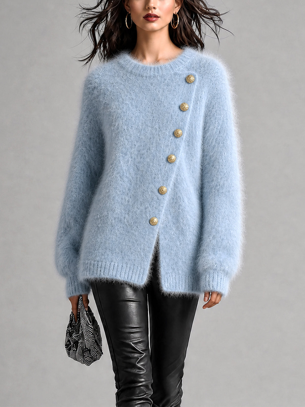 ElevenOra | Sweater de mohair celeste con botones dorados
