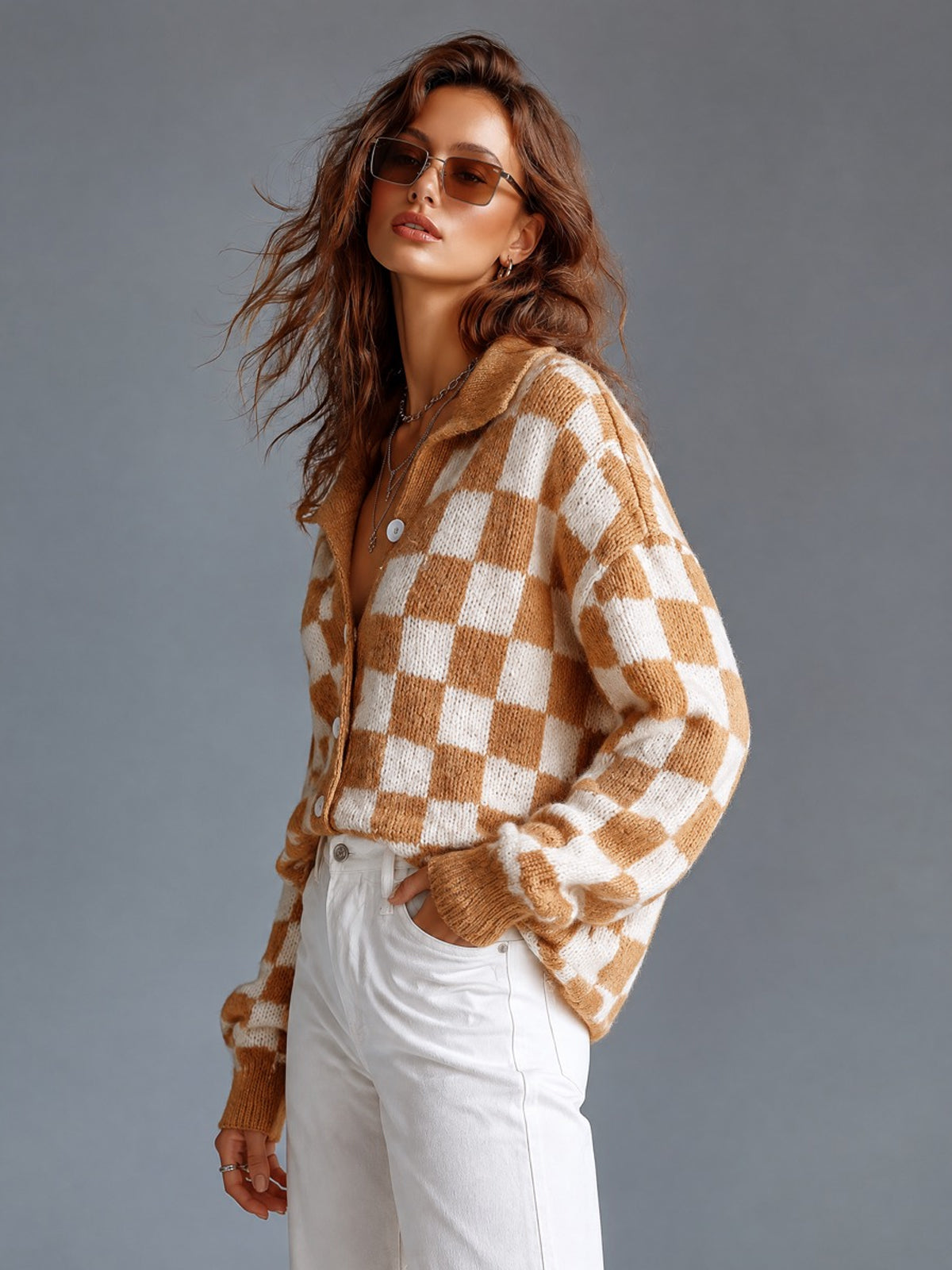 ElevenOra | Cárdigan tejido camel y blanco con jacquard de damas