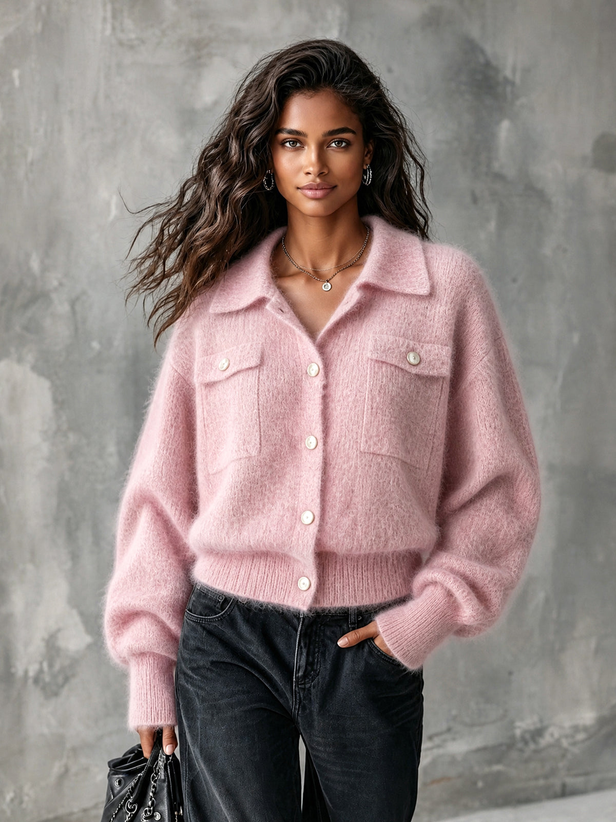 Chic Casual – Cárdigan rosa de tejido suave con solapas