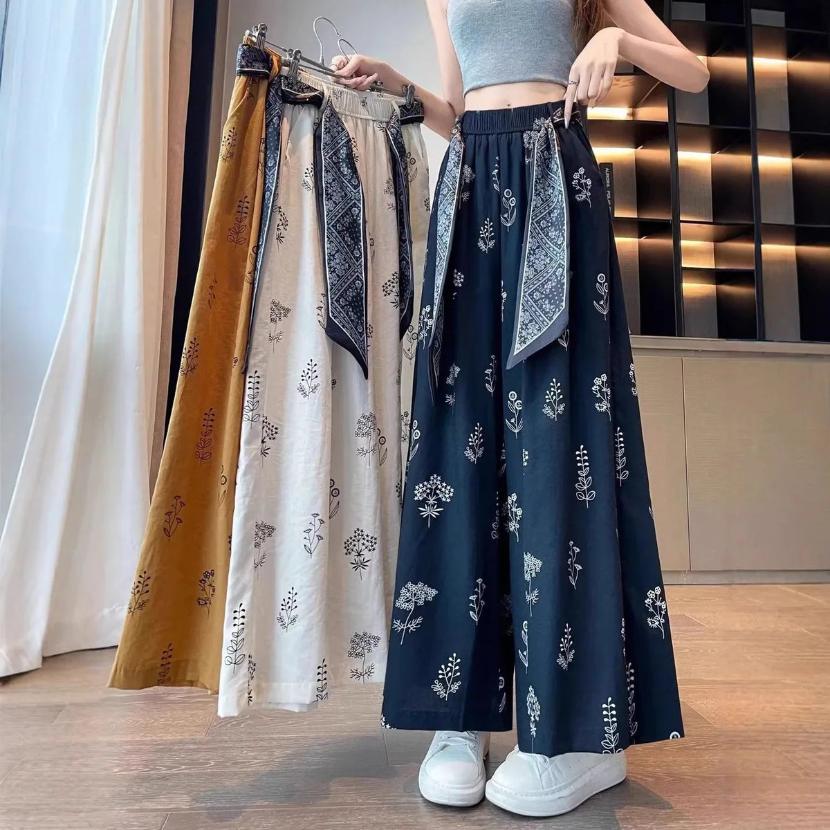 Meadow | Pantalón palazzo fluido con estampado botánico