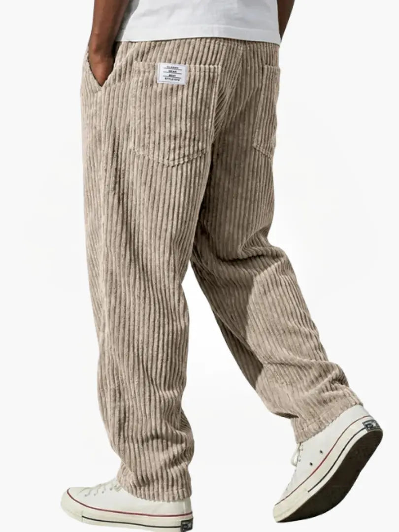 LARS | Pantalón de hombre con textura y corte atemporal