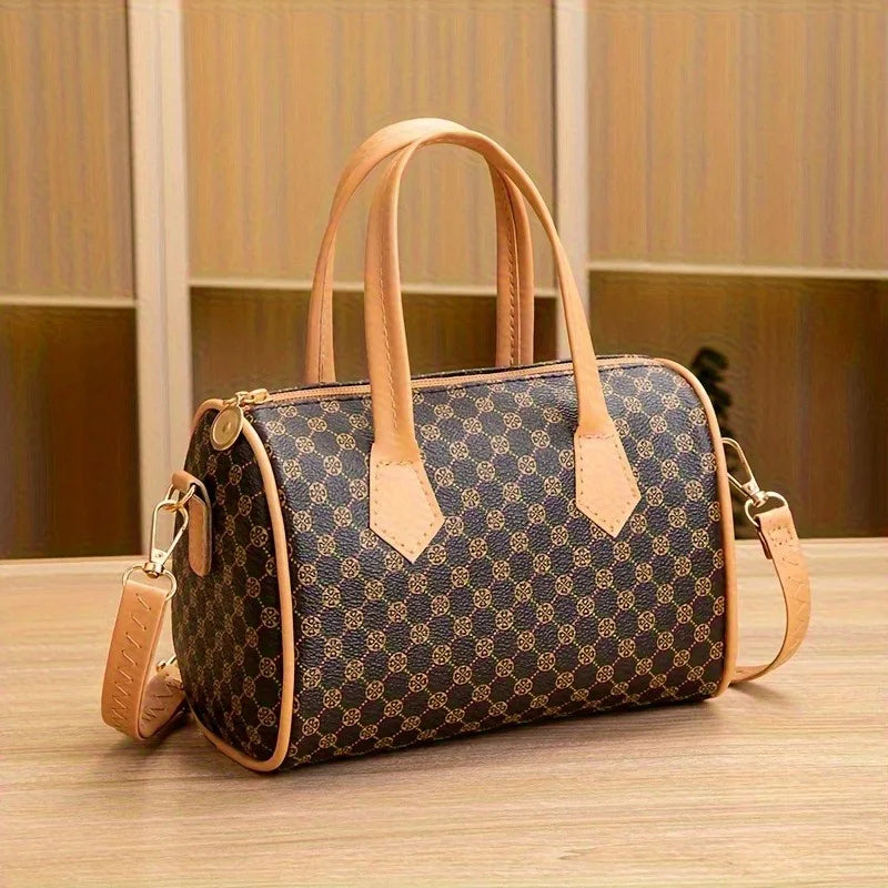 Nadia™ | Bolsa bowling estructurada con correa