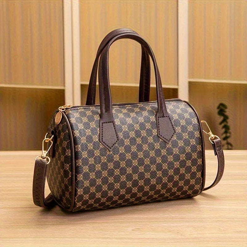 Nadia™ | Bolsa bowling estructurada con correa